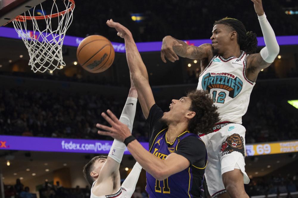 莱万与队友 莱万与队友