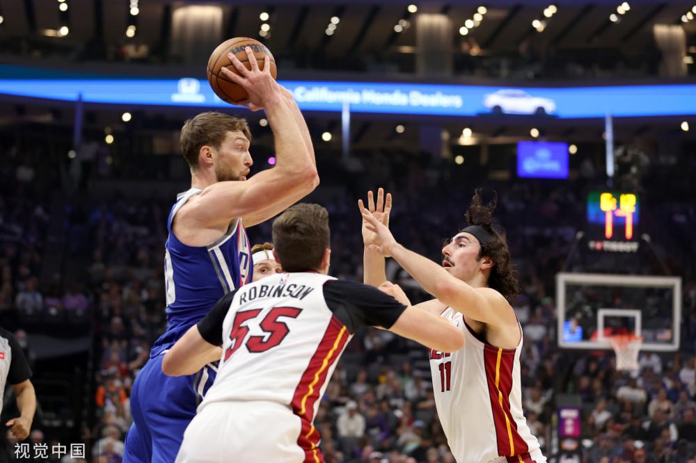 资深评论员 资深评论员