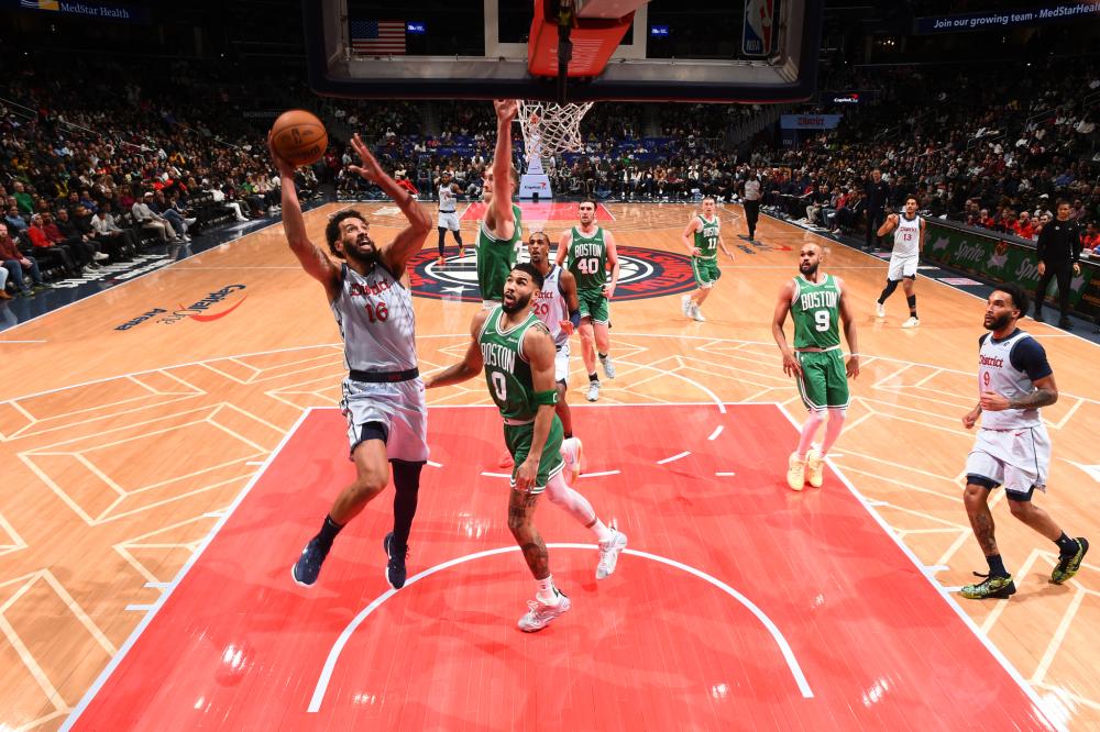 了这位年轻 了这位年轻