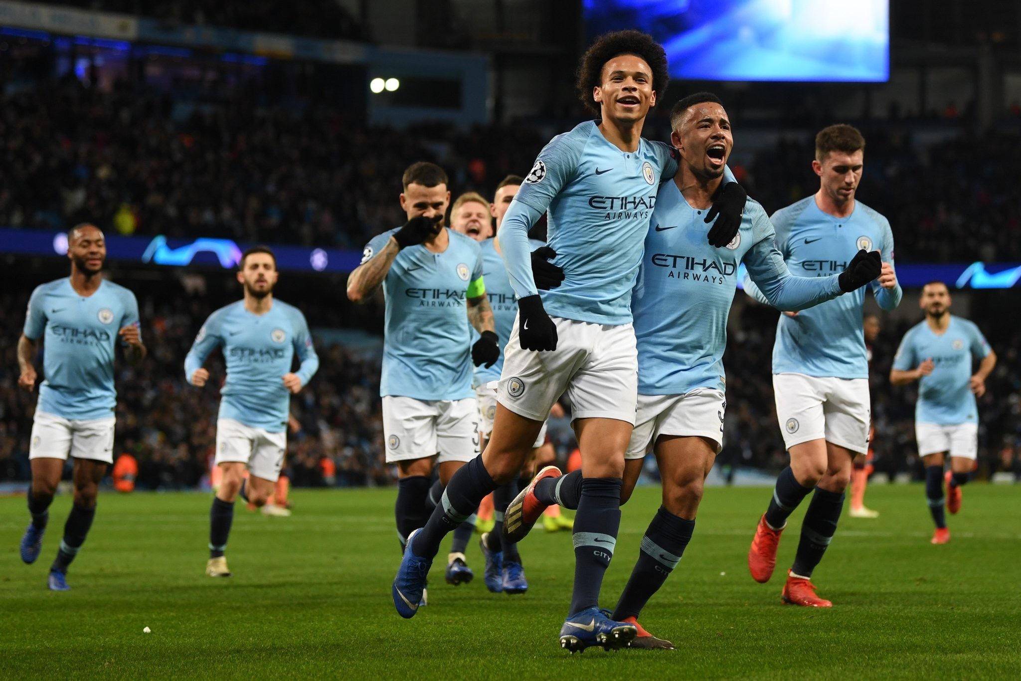 课程往往以 课程往往以