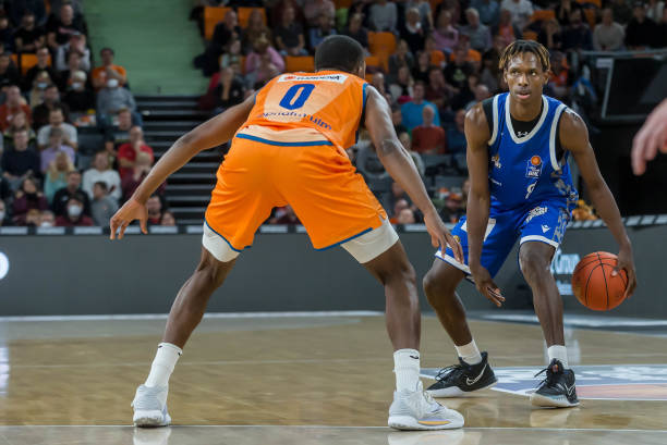 3次关键拦 3次关键拦